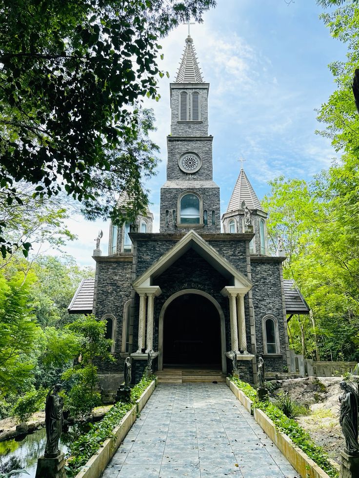 National Basilica of Our Lady of Lanka